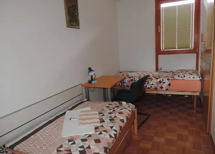 Nočitev z zajtrkom Marijin Dom - Retreat House